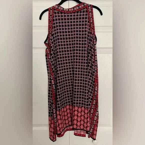 Max Studio “A-Line” Sleeveless Dress. Black, Red, & White.Like New. Size: Medium - Picture 2 of 8
